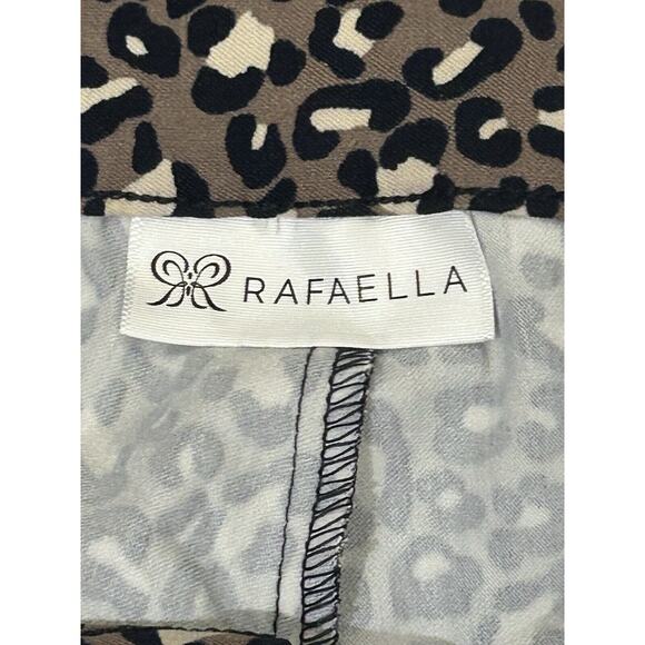 NWT Rafaella Gray Leopard Print Capris Women's size 10 - Picture 5 of 5